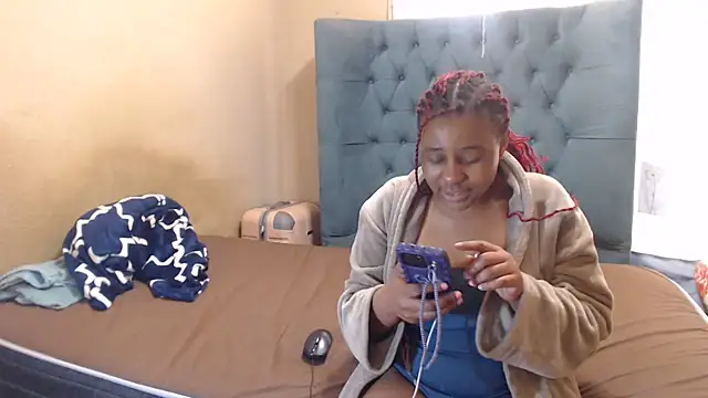 EbonyEssence webcam