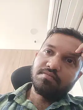 VJ17 live cam on StripChat