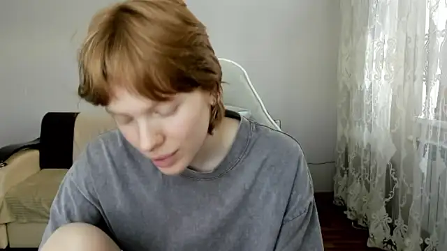StellaDavis webcam