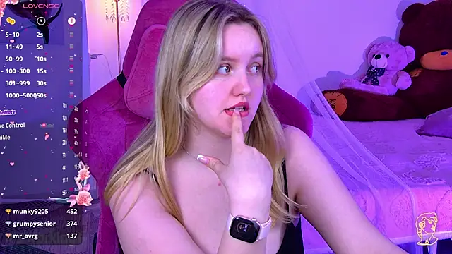 KellyPoter webcam