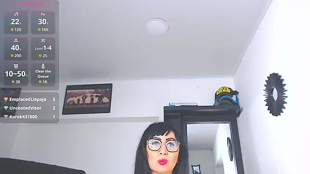 Vicky_hotmilf webcam