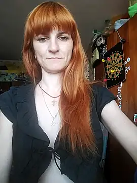 YaroslavaLester live cam on StripChat