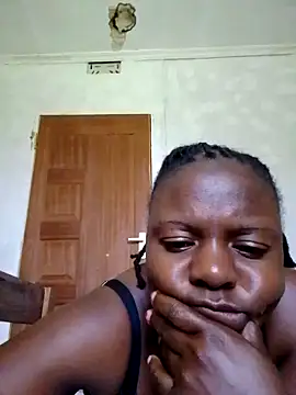 Prettyluna00 webcam