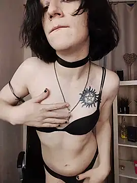 MickeQuinee webcam