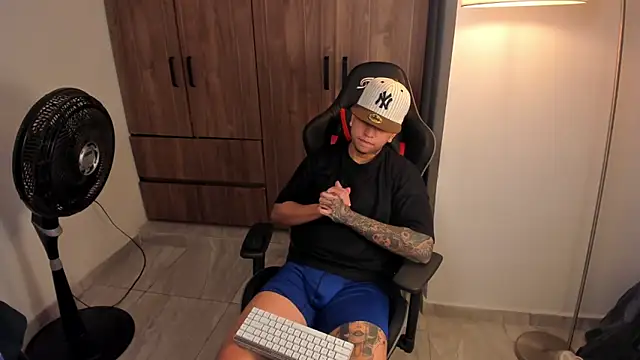Jake_simons webcam