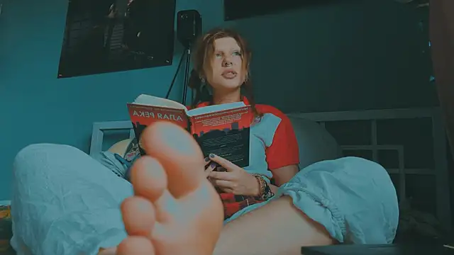VivienDarkbloom webcam