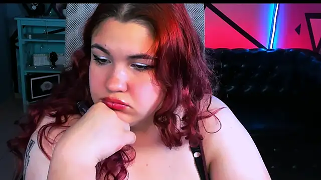 LeslieBlas live cam on StripChat