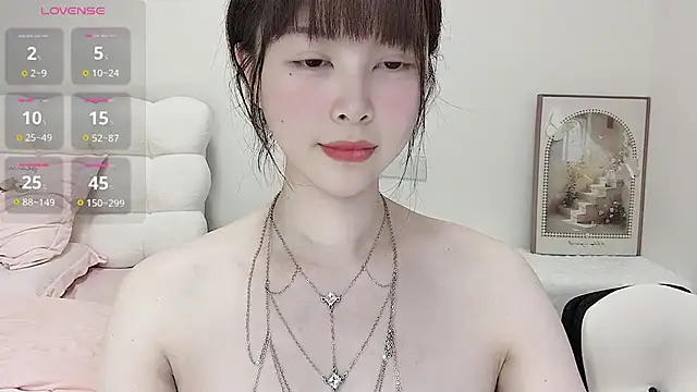 Anna-2005 live sex cam