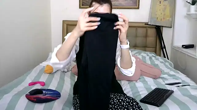 Iren live cam on StripChat