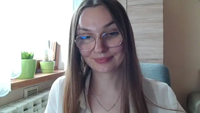 LooveELLYx webcam
