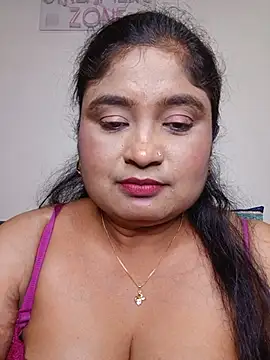 hornyriyanka (F milf) - Buy a lovense Dildo
