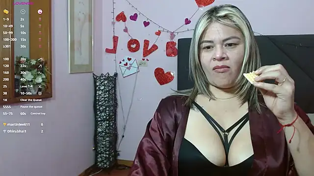 pamela_echeverria webcam
