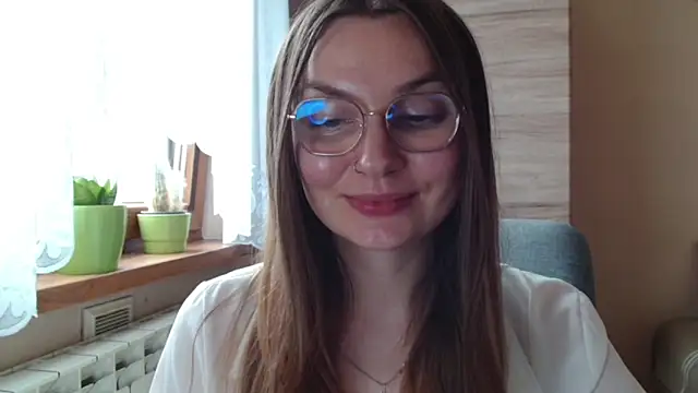 LooveELLYx webcam