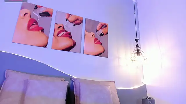 CannelaSmith webcam