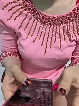 Nana-19 live cam on StripChat