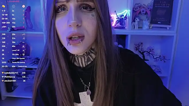 Nana_stolass webcam