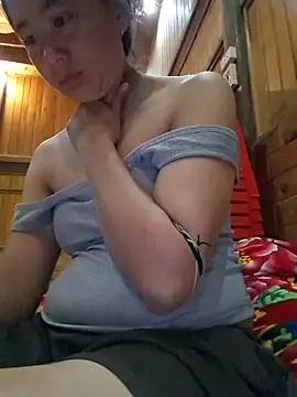 Mila_00 live cam on StripChat