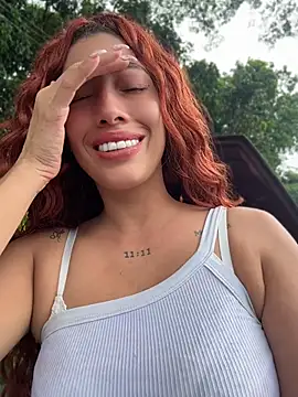roxyrougee webcam