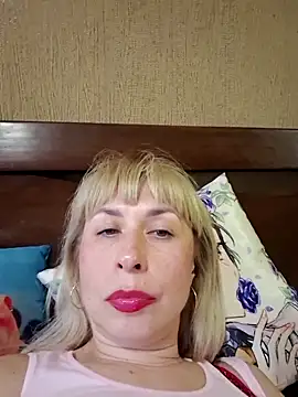 SelinaLovqx webcam