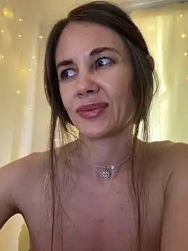 LucieMack webcam
