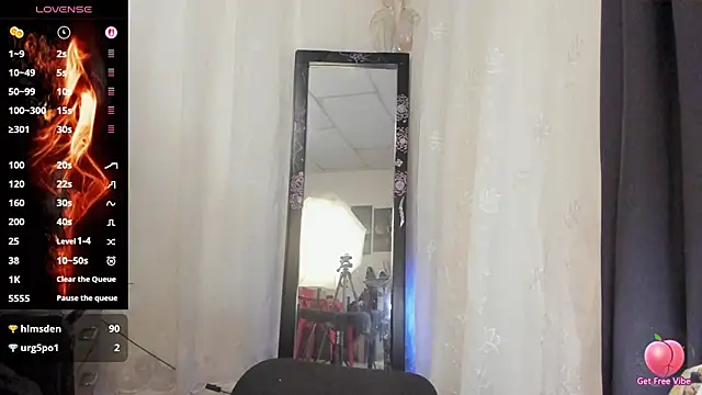 chloe_kisses webcam
