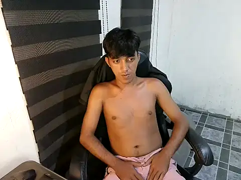 rowycam (M young) - Remove Underwear
