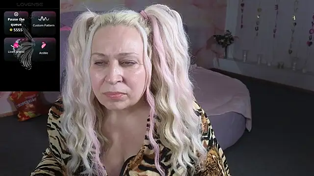 Penelope_Pinky webcam