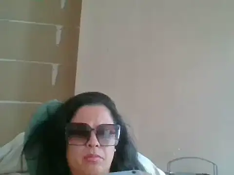 ITALIANASISIXX webcam