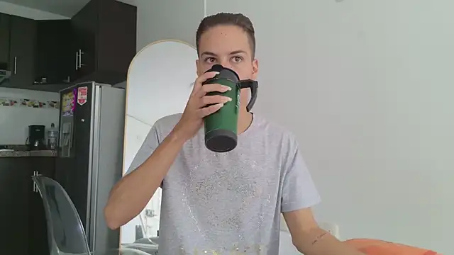grey___27 live cam
