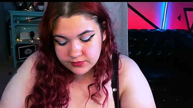 LeslieBlas live cam on StripChat
