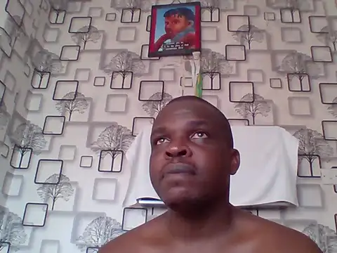 Chumba_001 live cam on StripChat