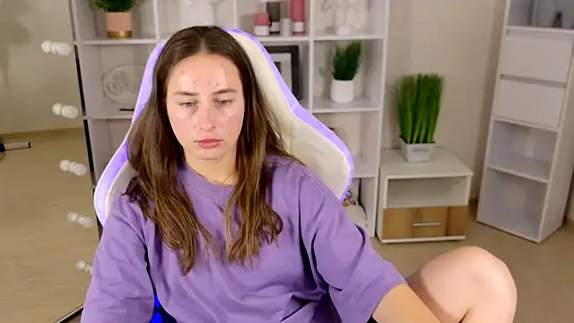 NadinnL webcam
