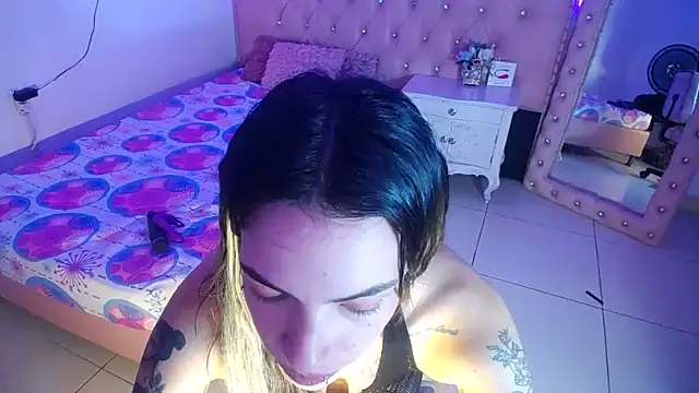 Lissa_Tattoo live cam on StripChat