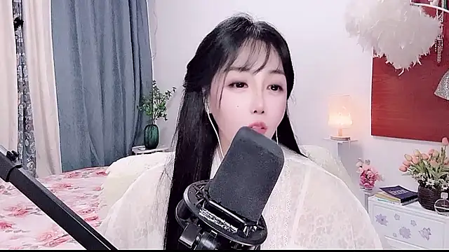 Laura_520 webcam