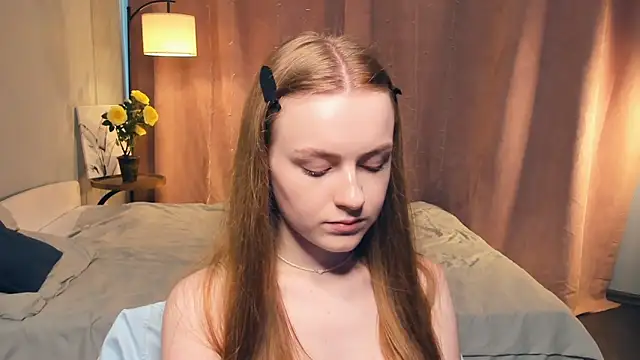 trishastoecker (F teen) - look at the camera and smile
