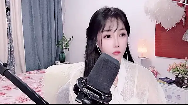 Laura_520 webcam