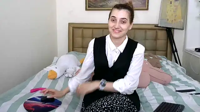 iren - Iren's free webcam - UK Sex Cams