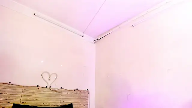 lilahSweet webcam