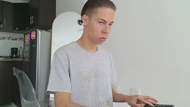 grey___27 live cam