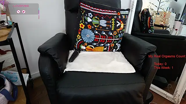 GingerAleMILF webcam