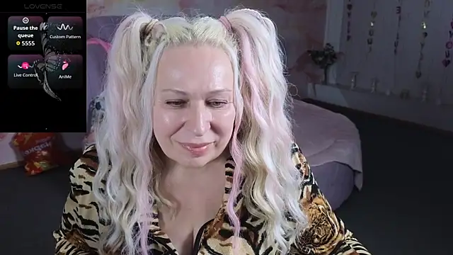 Penelope_Pinky webcam