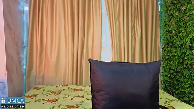 nena_cupcake_ webcam