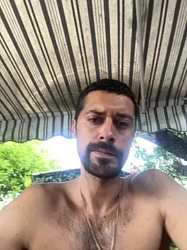 Deniskaaaaa1 webcam