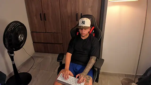 Jake_simons webcam