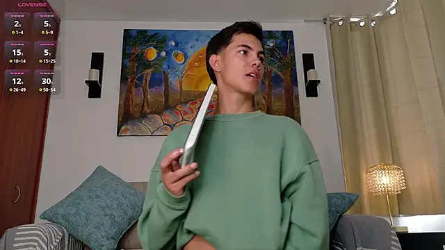 Adams_ricci webcam