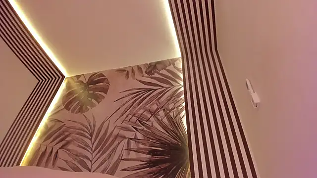 Samaantha-White live cam on StripChat