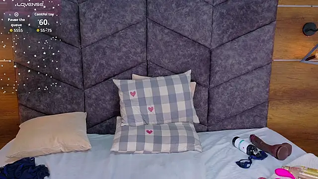 AnnieRouse__ webcam