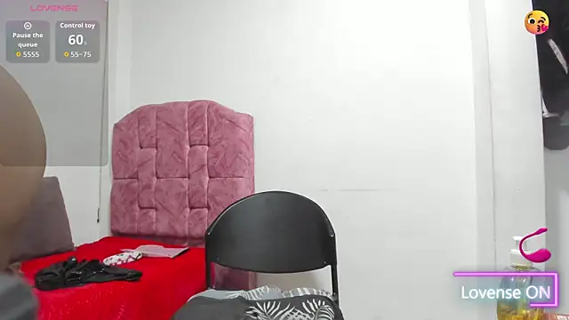 tiharaladys webcam