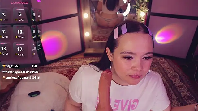 Chery_Lady22 webcam