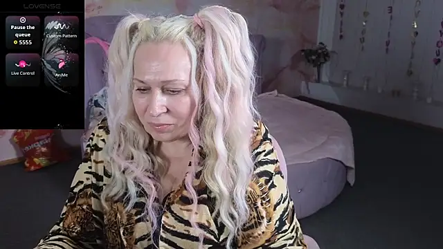 Penelope_Pinky webcam